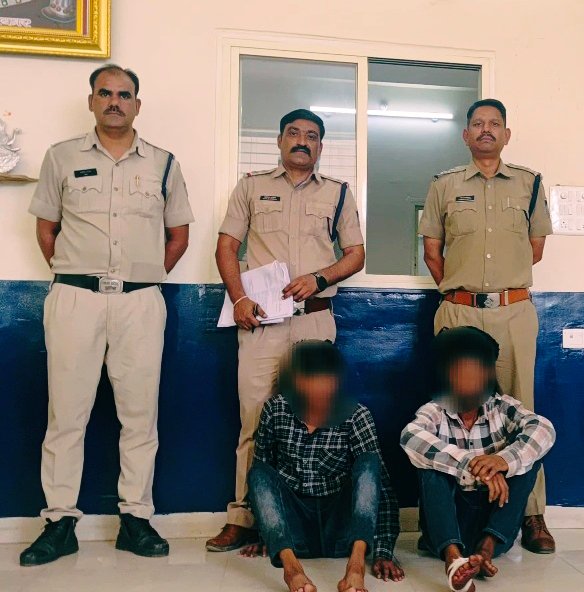 रतलाम शहर के थाना डी डी नगर पुलिस ने त्रिवेणी मेला ग्राउंड में जानलेवा हमला करने वाले आरोपियों को किया गिरफ्तार